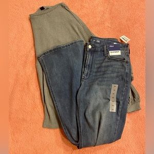 ‘Wow’ Fit & Flare High Waisted Jeans